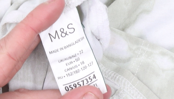 Marks and Spencer Womens Green Tie-Dye V-Neck T-Shirt Size 22