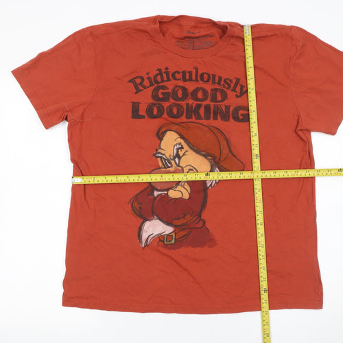 Disney Store Men's Red Grumpy Graphic T-Shirt L Funny Cotton