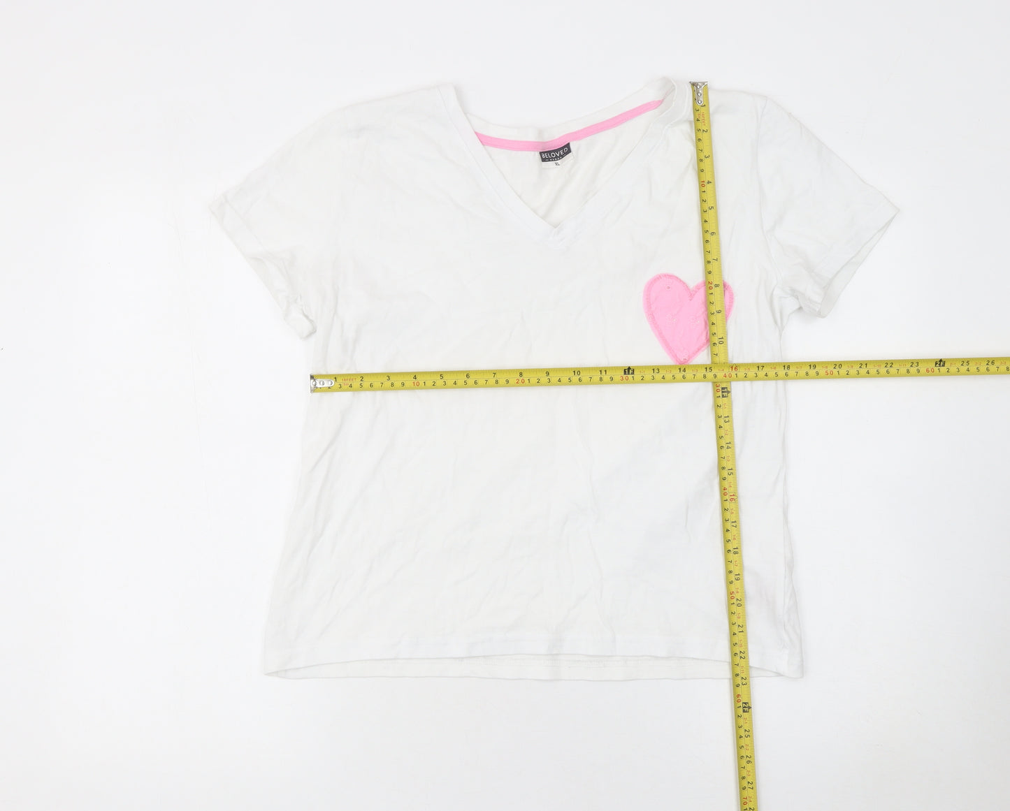 Beloved Women’s White Cotton V-Neck T-Shirt XL with Pink Heart Patch