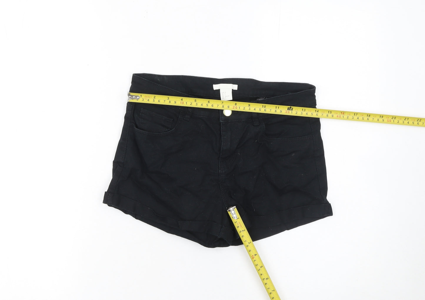 H&M Women’s Black Size 6 Slim Fit Cotton Stretch Shorts