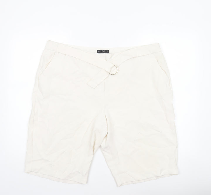 F&F Women’s Ivory Bermuda Shorts Size 20 Cotton Blend Belted Casual
