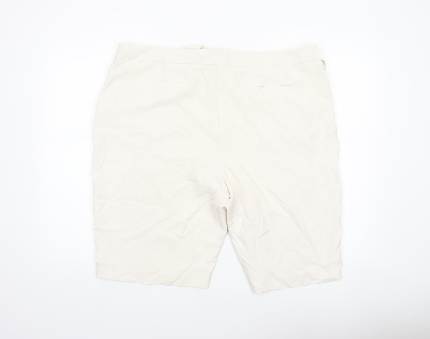 F&F Women’s Ivory Bermuda Shorts Size 20 Cotton Blend Belted Casual