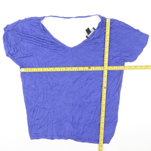 Atmosphere Women Blue V-Neck Short Sleeve Basic T-Shirt Size 10