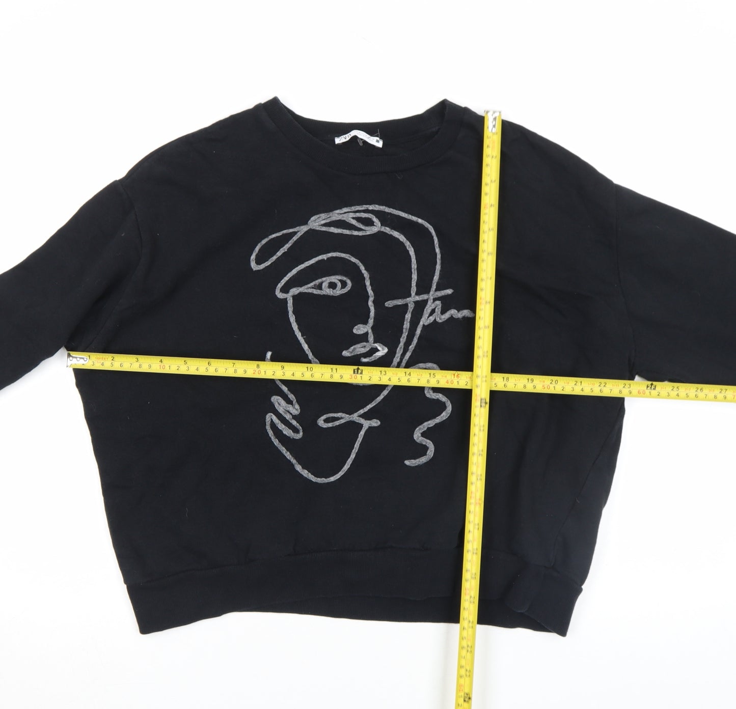 Zapa Womens Black Embroidered Face Graphic Pullover Sweatshirt Size M