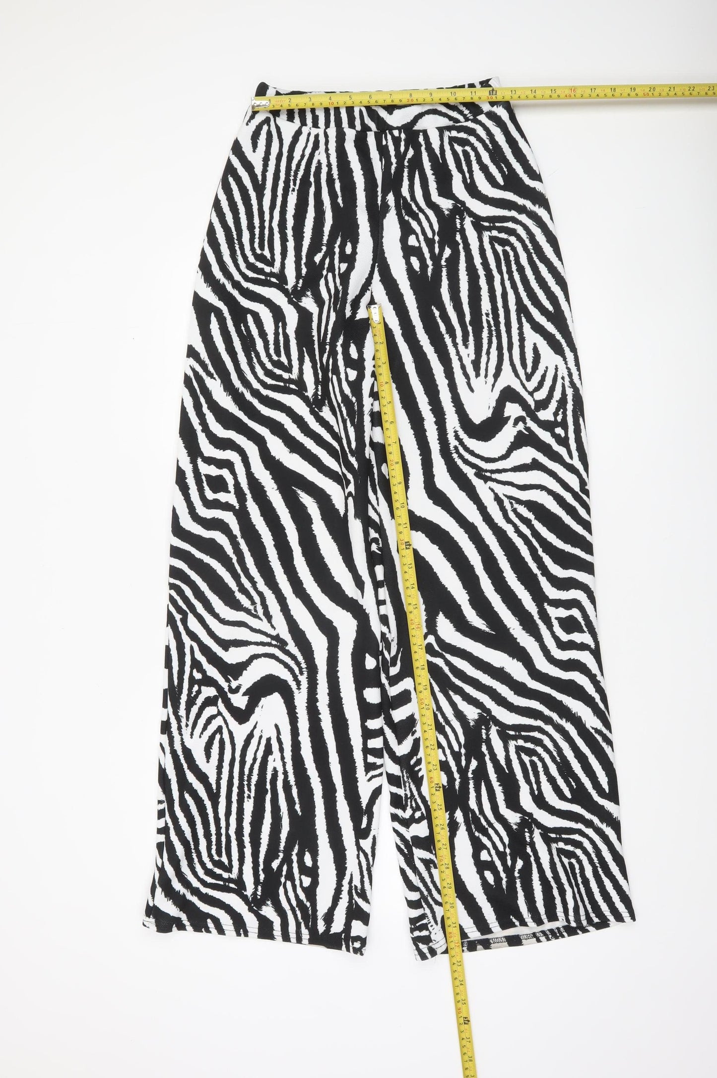 PrettyLittleThing Women’s Black White Zebra Print Wide-Leg Trousers UK 10