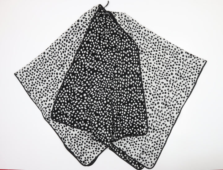 Bonmarché Women Black & White Animal Print Knit Cape One Size