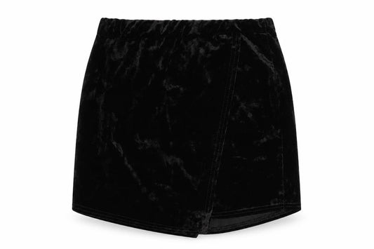 Boohoo Women’s Black Velvet High Rise Hot Pants Shorts Size 6