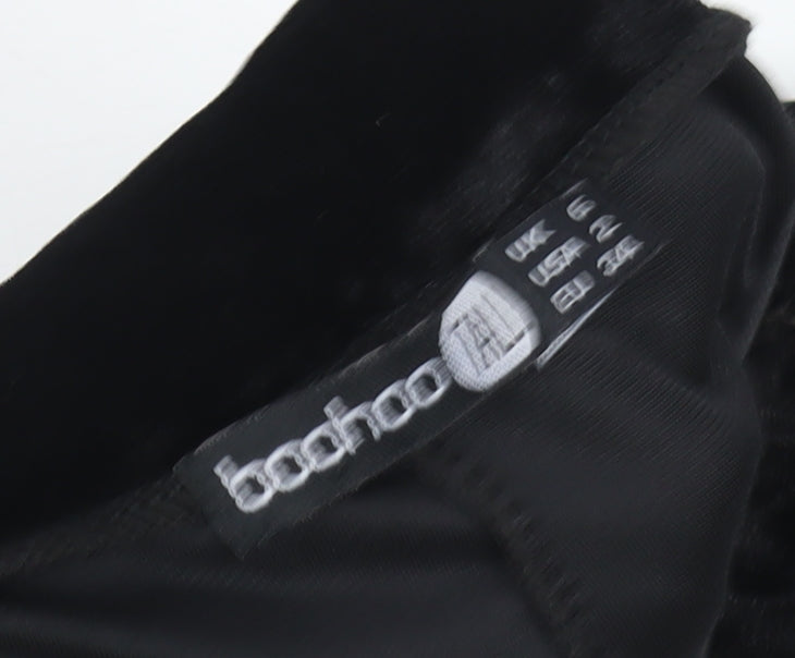 Boohoo Women’s Black Velvet High Rise Hot Pants Shorts Size 6