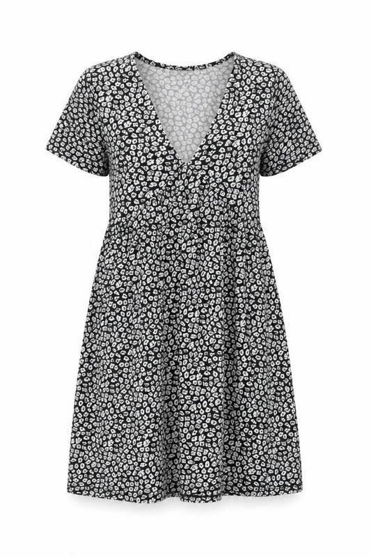 Front view of Pull&Bear Women's Black Floral V-Neck Skater Dress XS
