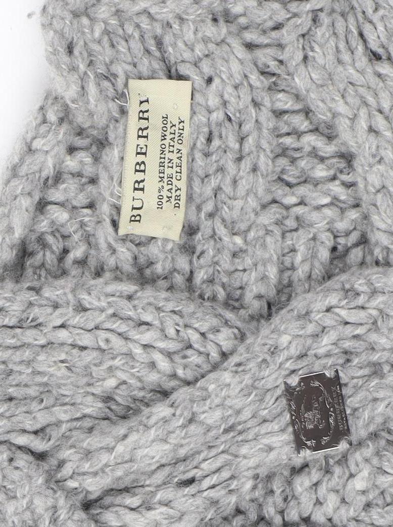 Burberry Women’s Grey Cable Knit Wool Scarf Winter Classic