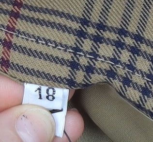 Women's Beige Checked Wool Pencil Skirt Size 18 Knee Length Lined