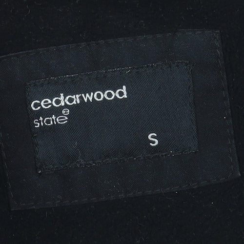 Cedarwood State Men's Black Small Puffer Jacket with Pockets and Hooded Design