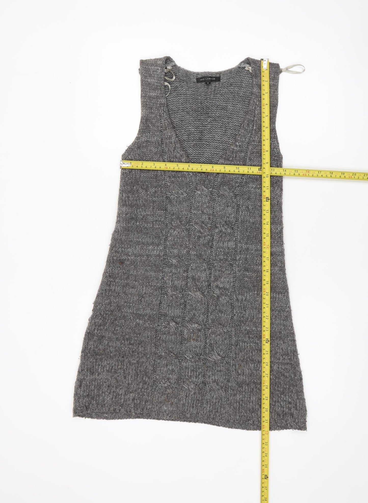 QED London Women’s Grey Cable-Knit Sleeveless V-Neck Jumper Dress Size 8