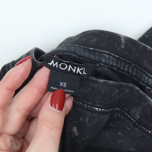 Monki Women's Black XS Long Sleeve Basic Cotton T-Shirt