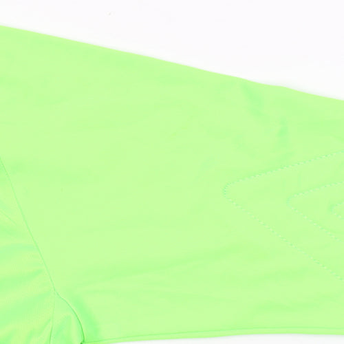 Umbro Boys Green Football Goalkeeper Jersey Top Size 146 Long Sleeve