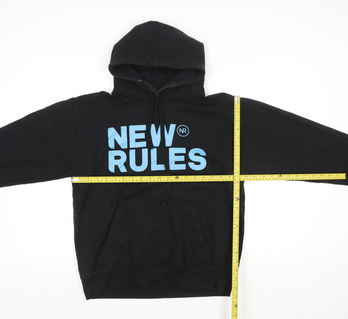 Club Classic Men’s Black Pullover Hoodie M Graphic Print Fleece