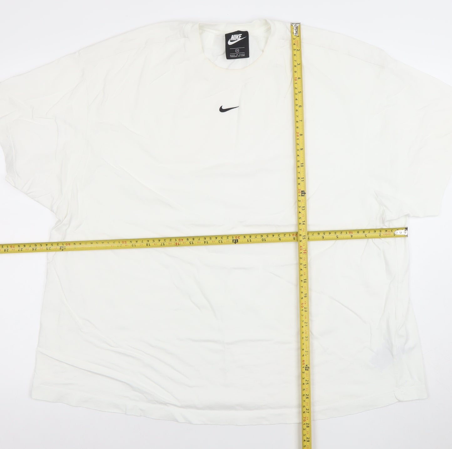 Nike Women’s White 2XL Relaxed Fit Cotton Basic T-Shirt