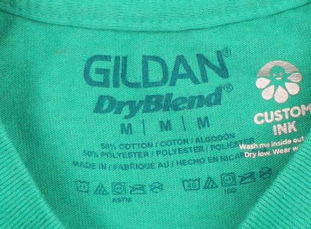 Gildan Men's Green Medium Graphic T-Shirt Skinny Ergos Sports Tee