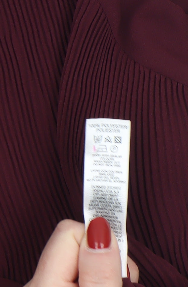 Dunnes Women's Red Pleated Tunic Blouse Size 12 Sleeveless Lightweight Top