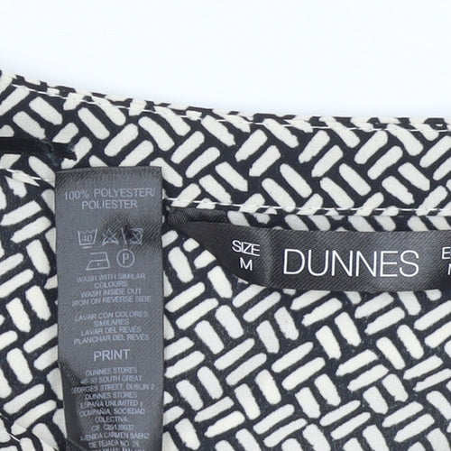 Dunnes Women’s Black Geometric Long Sleeve V-Neck Blouse Size M