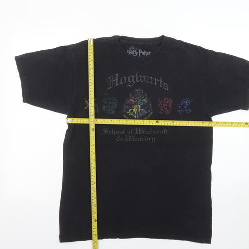 Harry Potter Men’s Black Medium Hogwarts Graphic T-Shirt