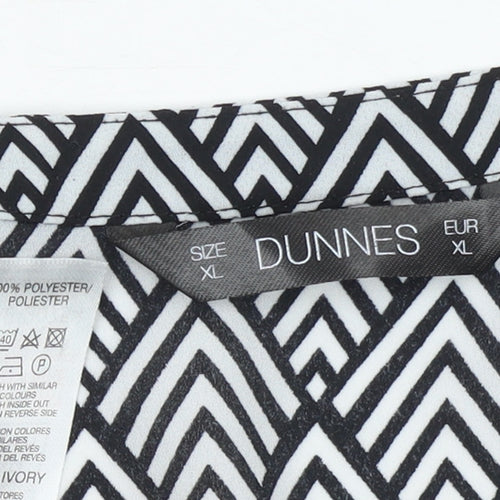 Dunnes Women’s Black Ivory Geometric Long Sleeve Blouse XL