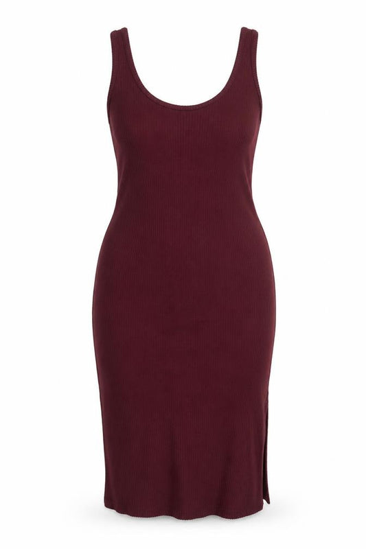 Front view of Dunnes Women’s Red 2XL Sleeveless Knit Tank Dress