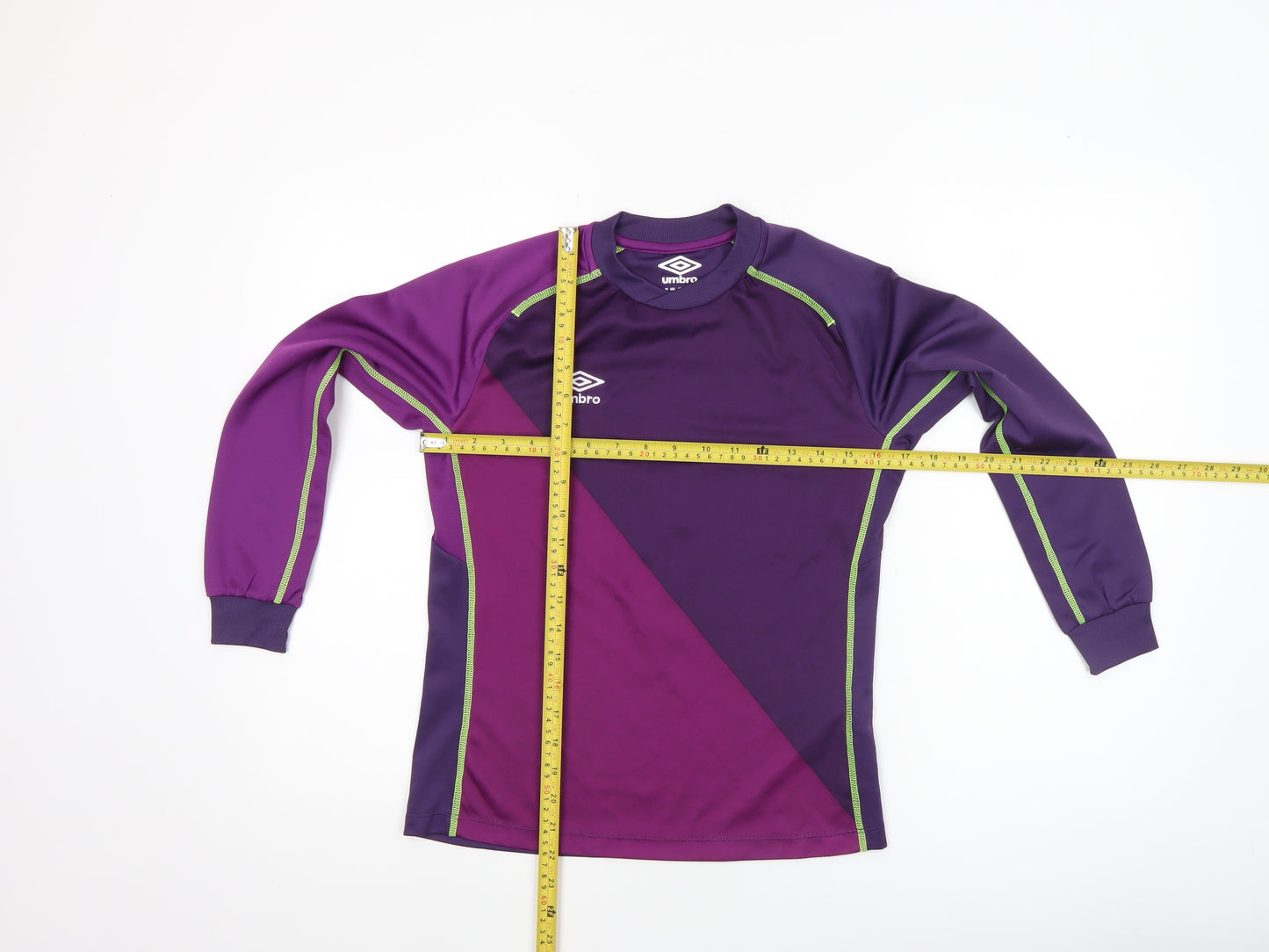 Umbro Boys Purple Long Sleeve Football Jersey Top Size 146