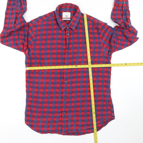 1975 Men’s Red Check Flannel Button-Up Shirt XL