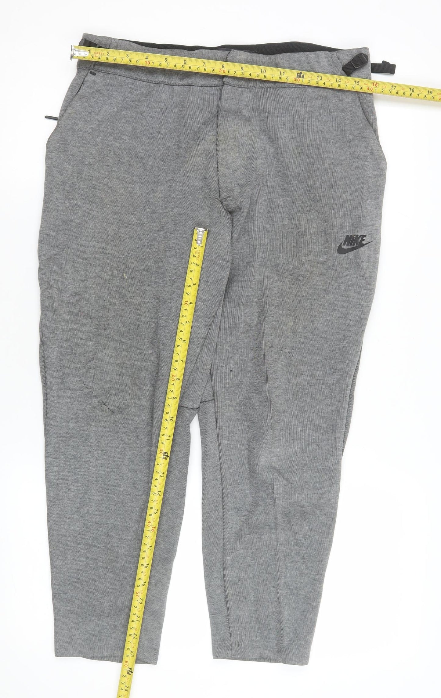 Nike Men's Grey Medium Jogger Sweatpants 66% Cotton 34% Polyester