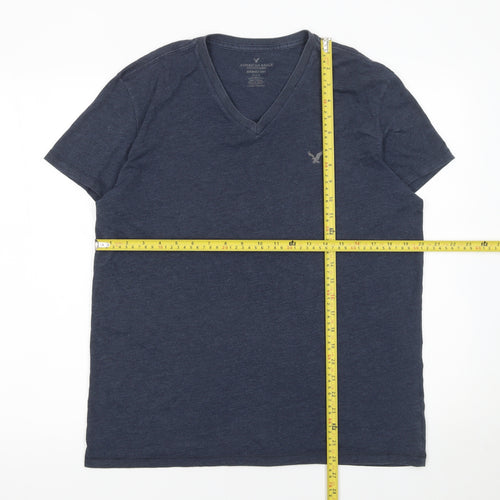American Eagle Outfitters Men's Blue V-Neck Classic Fit T-Shirt M