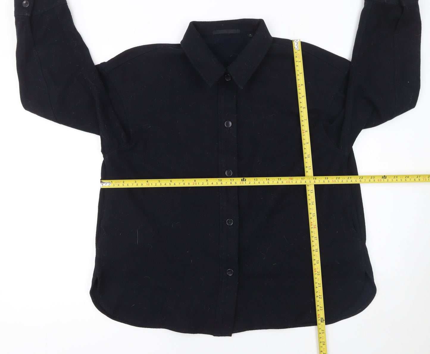 Uniqlo Women’s Black Long Sleeve Button-Up Shirt XS