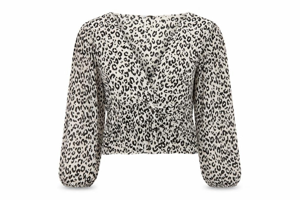 Front view of Zara Women’s Leopard Print Long Sleeve Cropped Blouse L
