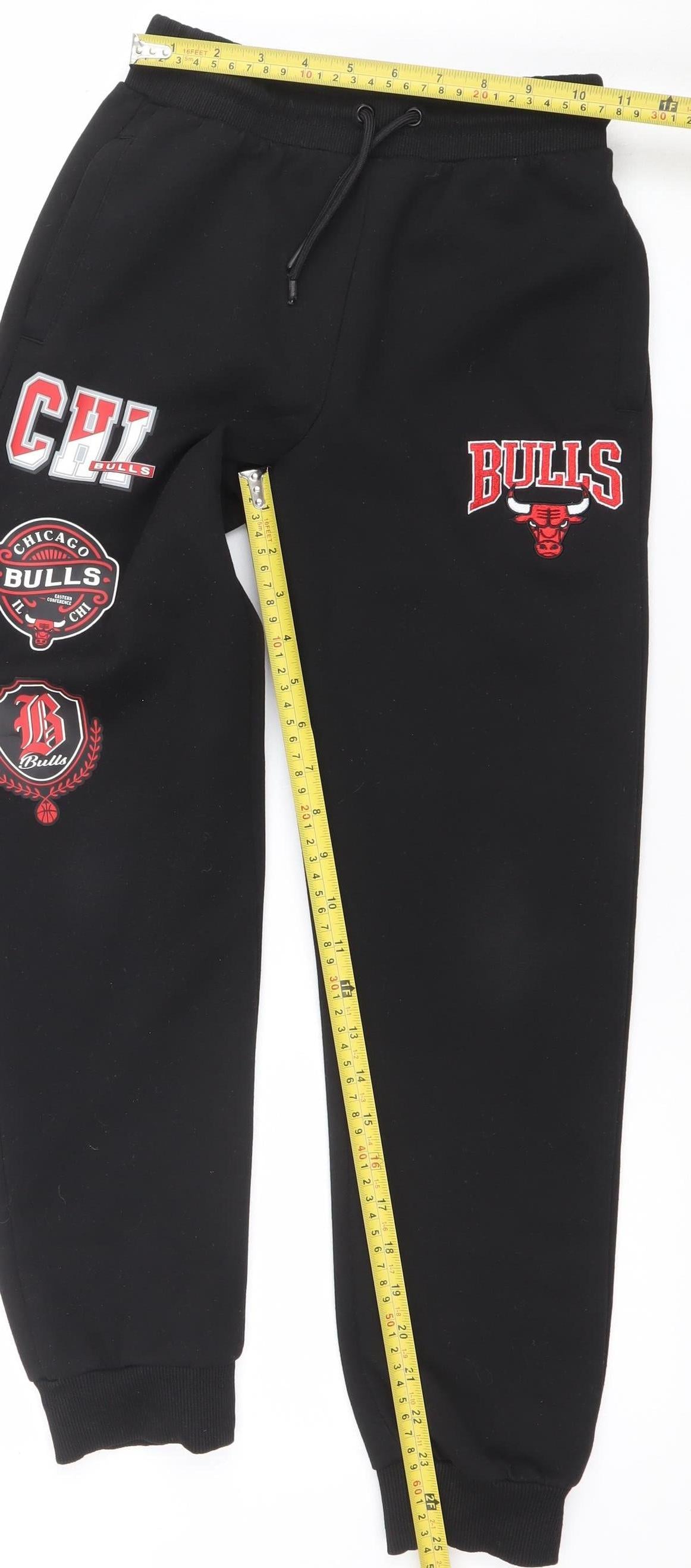 NBA Boys Black 10-11 Years Jogger Sports Sweatpants with Bulls Logo