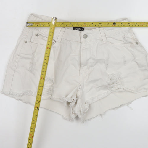 Boohoo Women White Cut-Off Denim Shorts Size 8 Distressed Frayed Hem