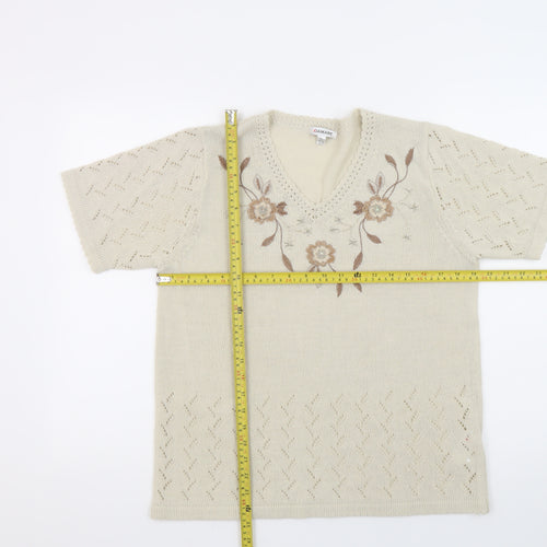 Damart Women’s Beige Short Sleeve V-Neck Embroidered Pullover Jumper Size 14