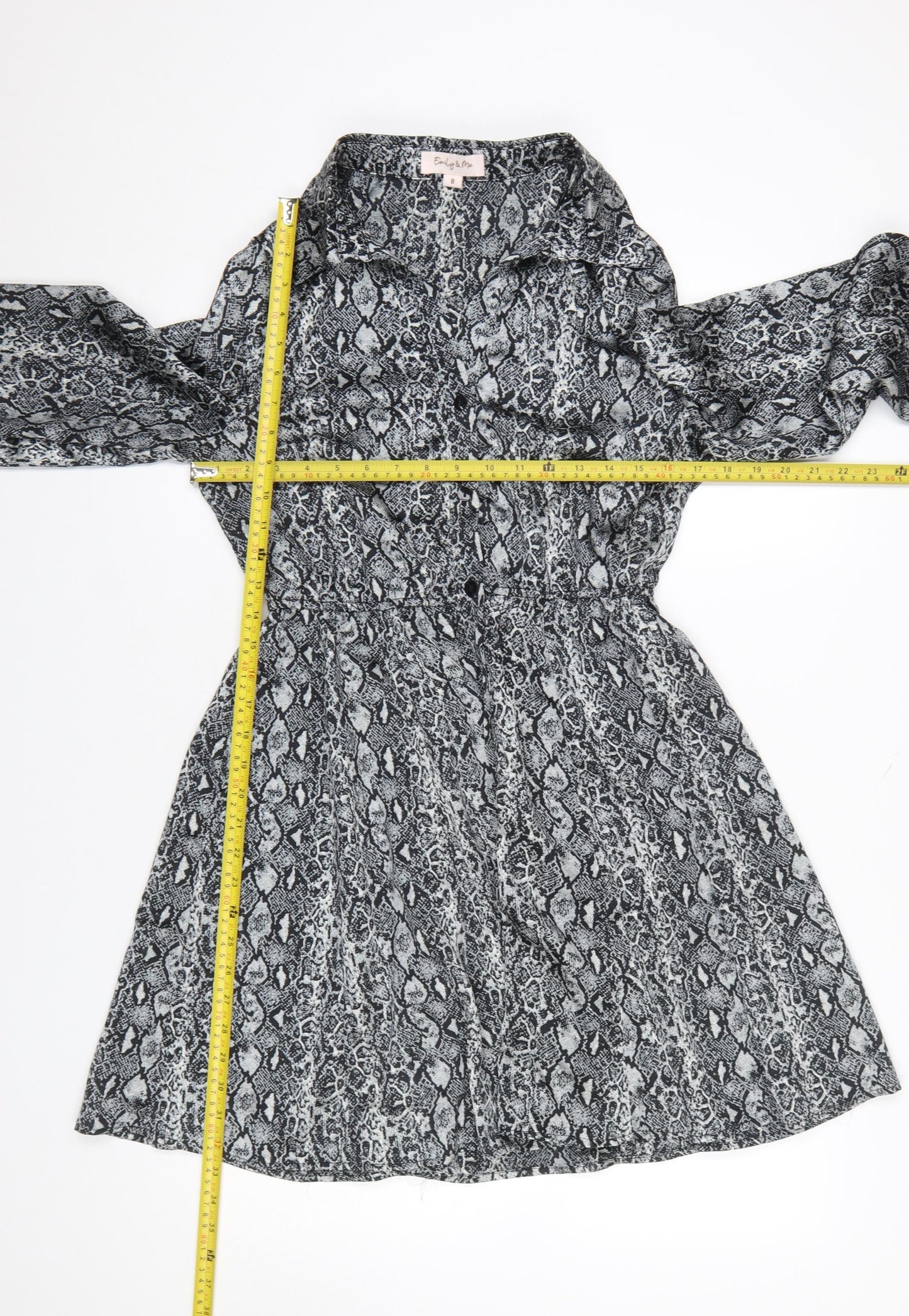 Emily & Me Women’s Grey Animal Print Shirt Dress Size 8