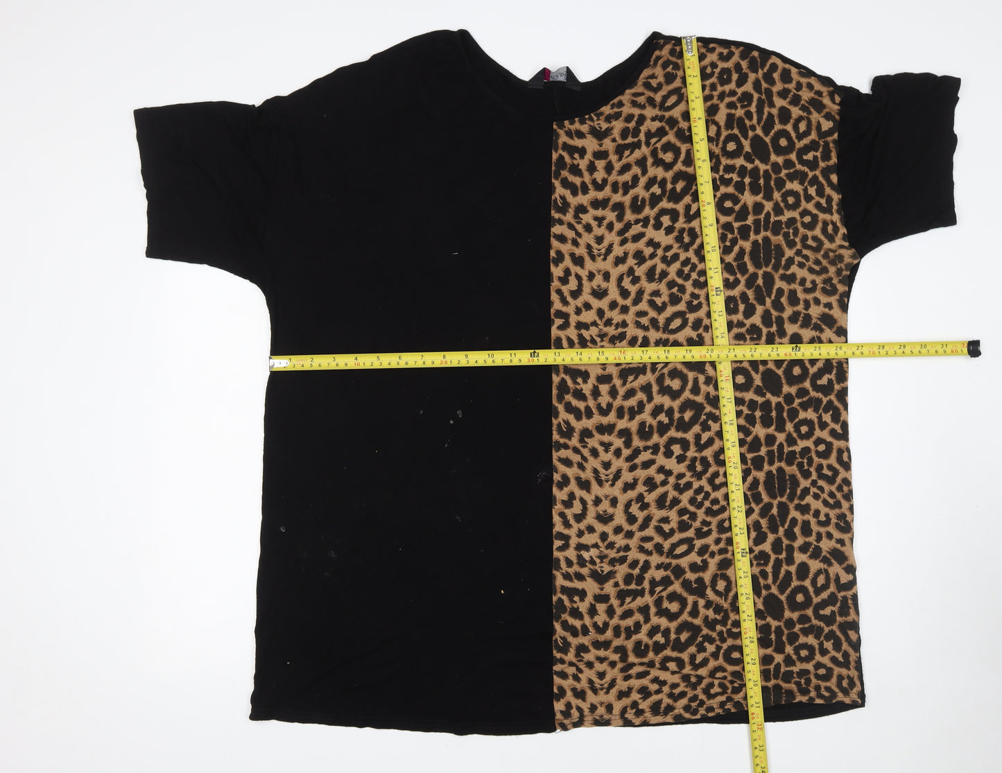 Yours Womens Plus Size 18 Black Leopard Print Relaxed T-Shirt