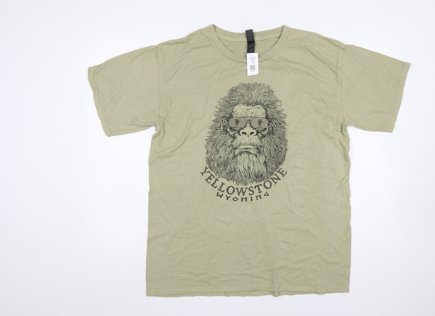 Gildan Men's Beige Yellowstone Wyoming Graphic Cotton T-Shirt L