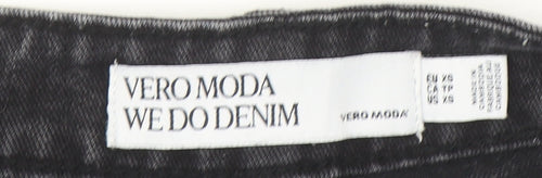 Vero Moda Women's Black Mom Denim Shorts Size 8