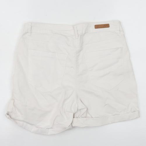APT Women’s Ivory Chino Shorts Size 14 Stretch Cotton Twill