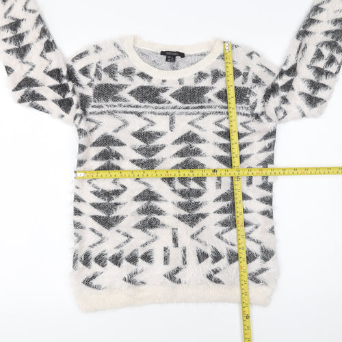 Esmara Women’s White Aztec Knit Long Sleeve Pullover Jumper Size 10/12