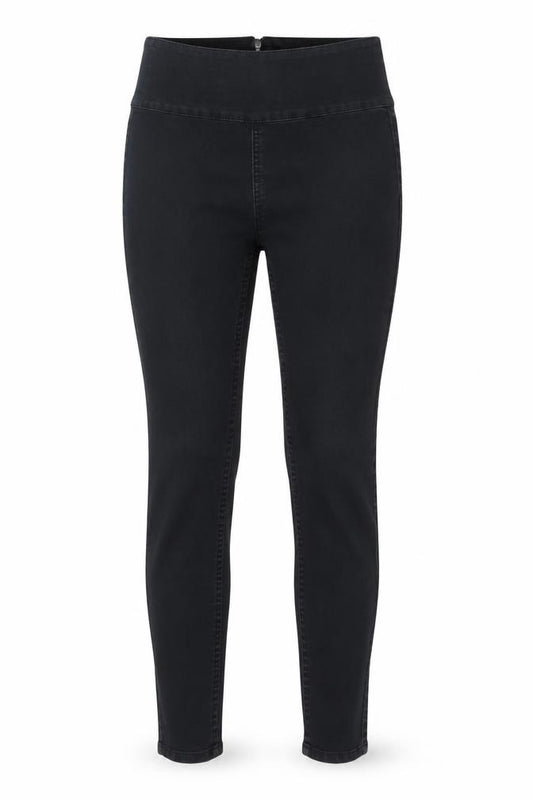 Front view of Pieces women’s black high waist stretch jegging s