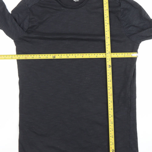 Decathlon Women's Black Long Sleeve Athletic Training Top M