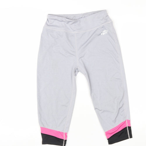 Millie & Gym Women Grey Capri Leggings S Moisture Wicking Activewear