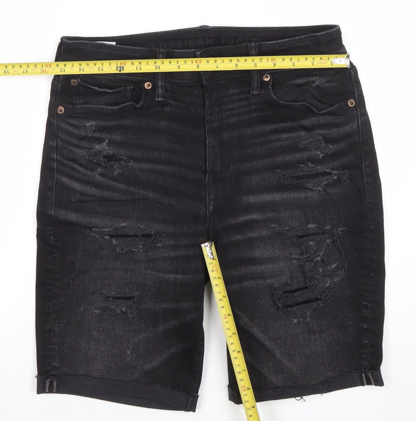 American Eagle Men’s Black Distressed Denim Shorts Size 30