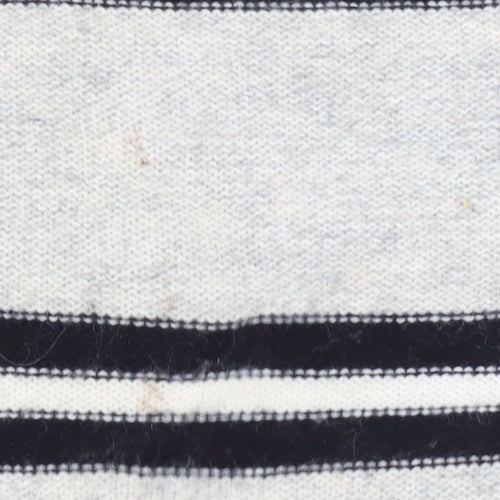 GAP Men’s Grey Striped Wool Crew Neck Jumper Size L