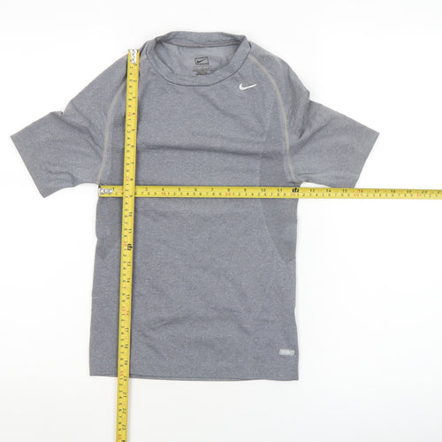 Nike Women’s Grey Seamless Dri-Fit Short Sleeve T-Shirt Size M
