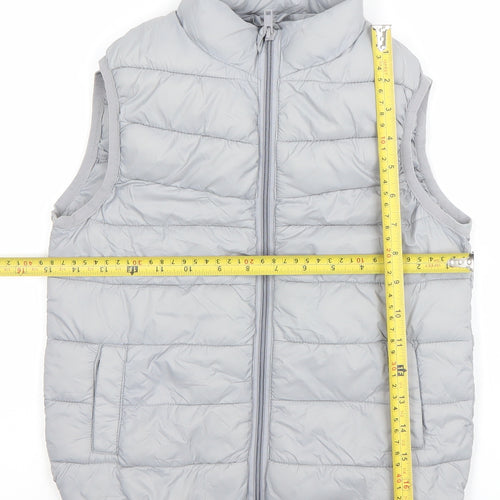 Dunnes Stores Boys Grey Quilted Nylon Zip Bodywarmer 6-7 Years