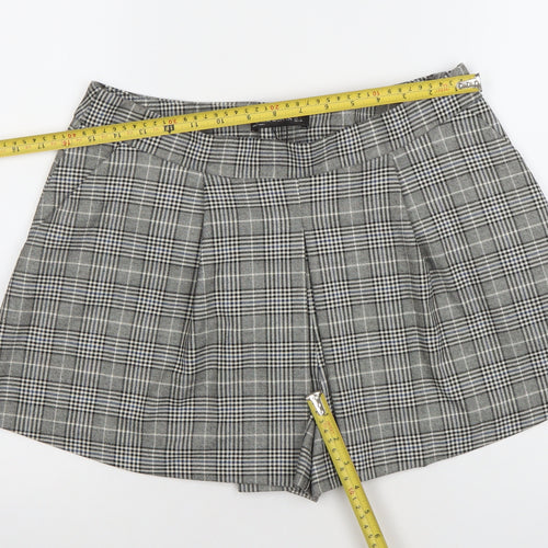 Zara Woman Grey Check Pleated Chino Shorts Size L